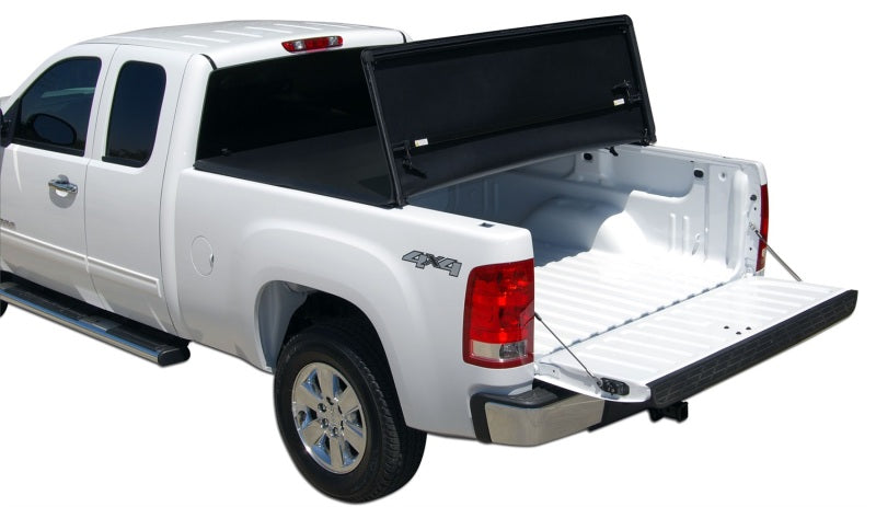 Tonno Pro 01-03 Ford F-150 5.5ft Styleside Tonno Fold Tri-Fold Tonneau Cover