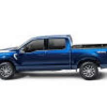 Load image into Gallery viewer, Retrax 15-18 F-150 Super Crew &amp; Super Cab 5.5ft Bed RetraxPRO XR